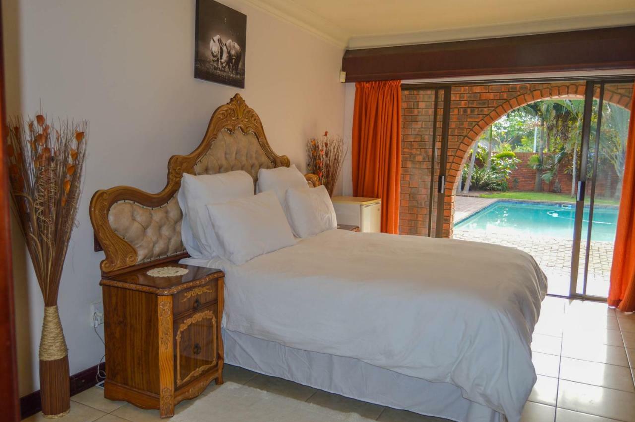 Emangunini Guest House 理查兹湾 外观 照片