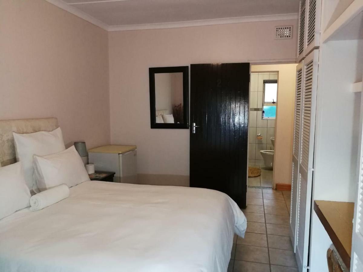 Emangunini Guest House 理查兹湾 外观 照片