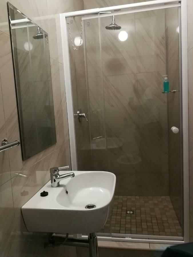 Emangunini Guest House 理查兹湾 外观 照片