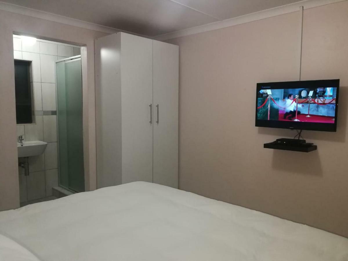 Emangunini Guest House 理查兹湾 外观 照片
