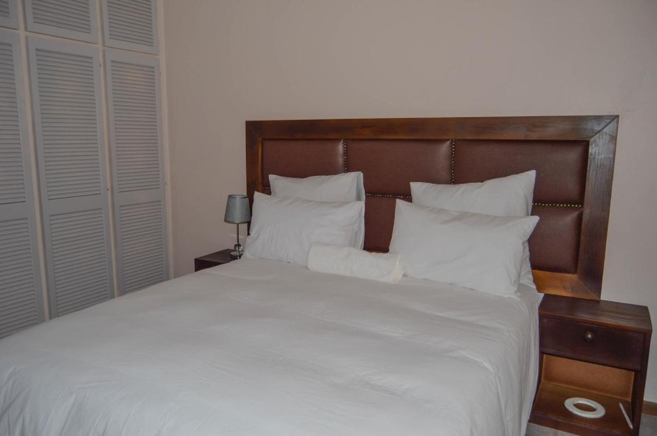 Emangunini Guest House 理查兹湾 外观 照片
